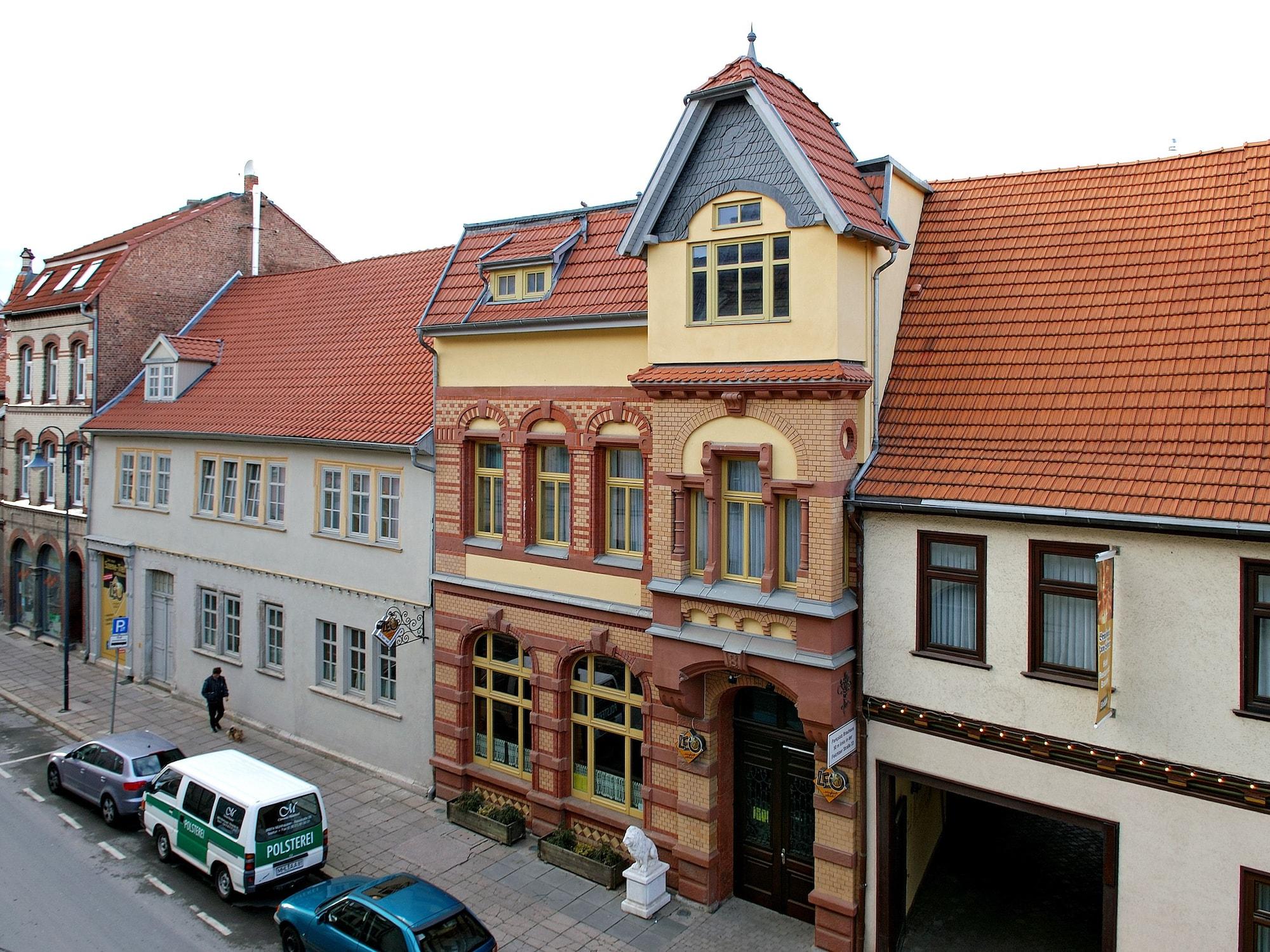 Hotel Brauhaus Zum Löwen Mühlhausen Exterior foto